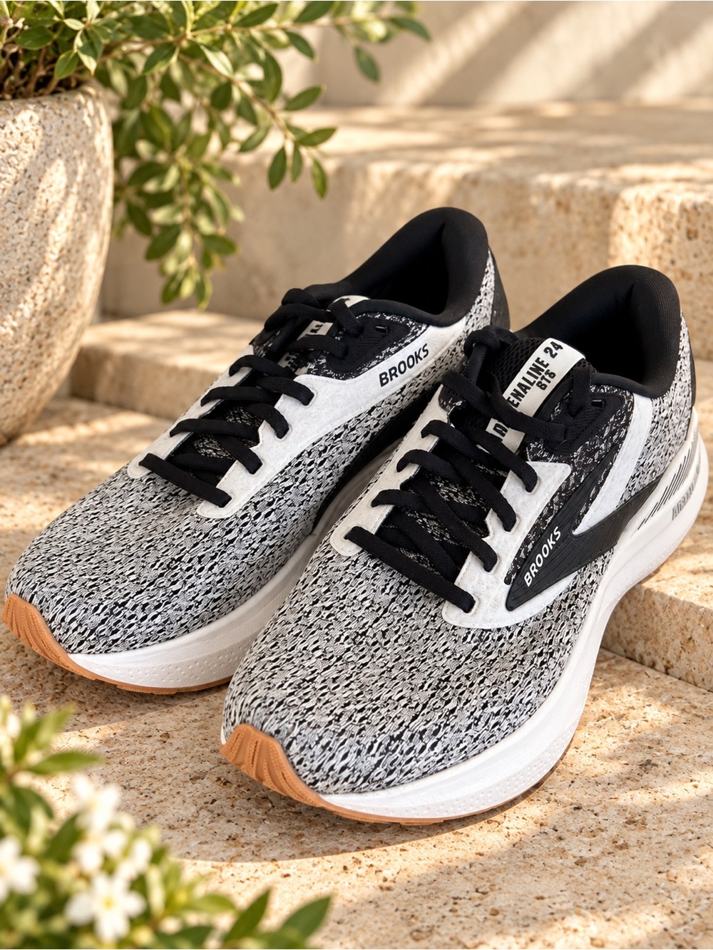 Brooks Adrenaline GTS 24 Black White Grey Running Shoes Men’s 9.5 D NWOB #31